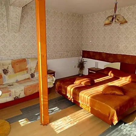 Hotel Family Lebed