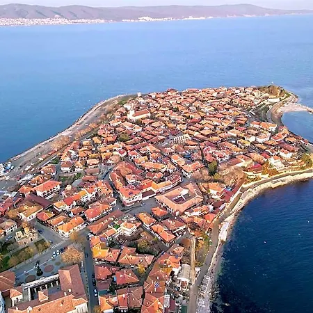 Family Lebed Hotel Nesebar